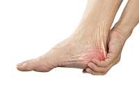 Why Sedentary Lifestyles Increase Heel Pain Risk in Older Women
